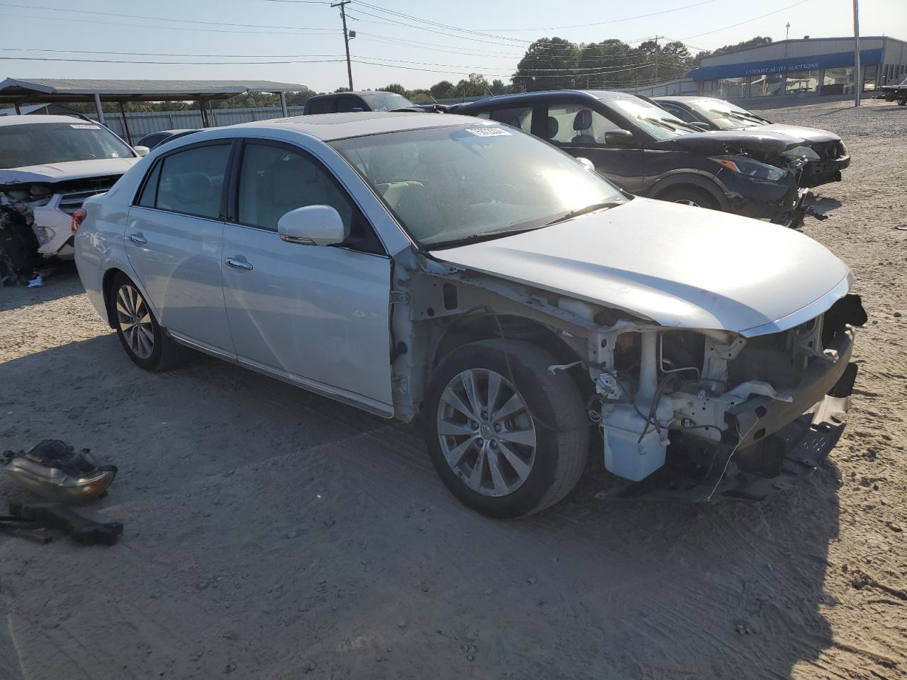 2011 Toyota Avalon - Image 4