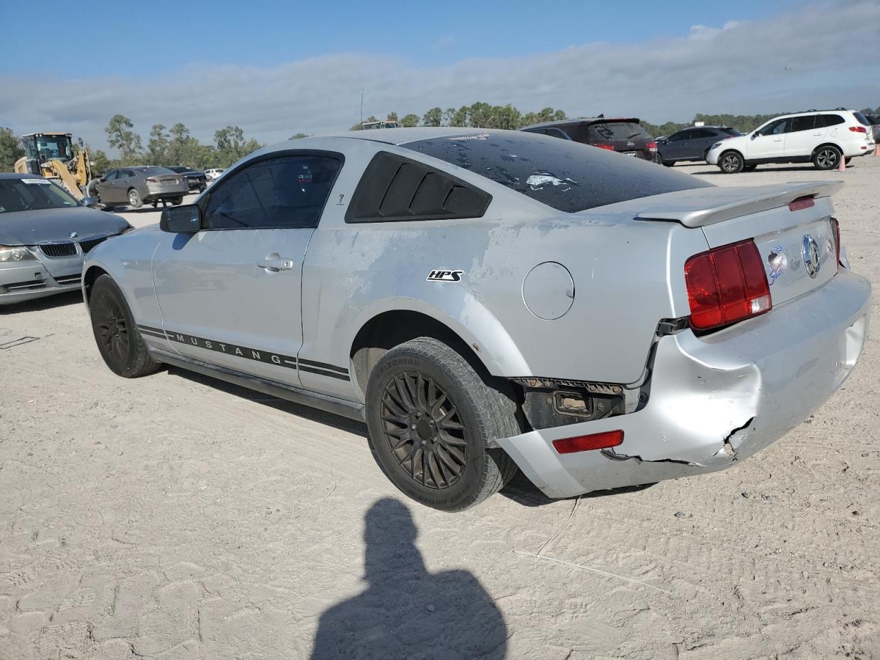 2007 Ford Mustang - Image 2