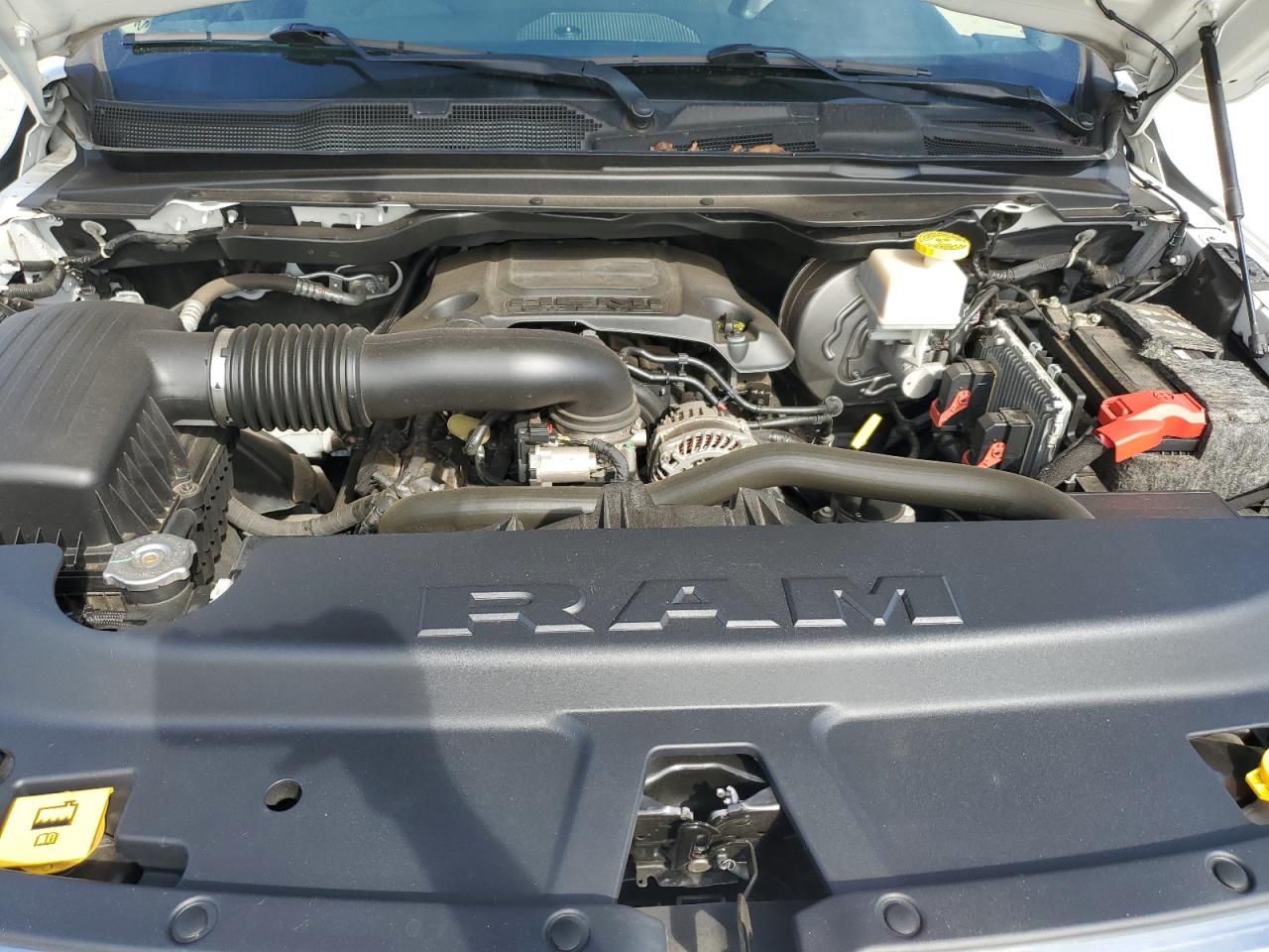 2020 RAM 1500 - Image 12