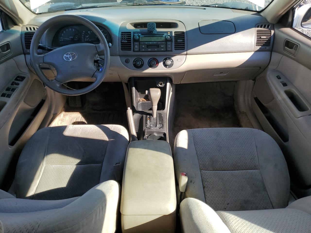 2002 Toyota Camry Le VIN: 4T1BF32K22U018904 Lot: 75087004