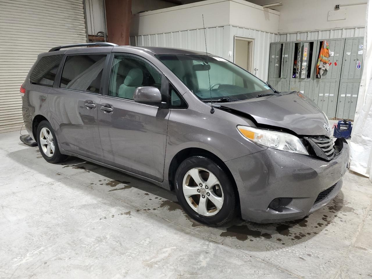 2012 Toyota Sienna Le VIN: 5TDKK3DC6CS265273 Lot: 75413174