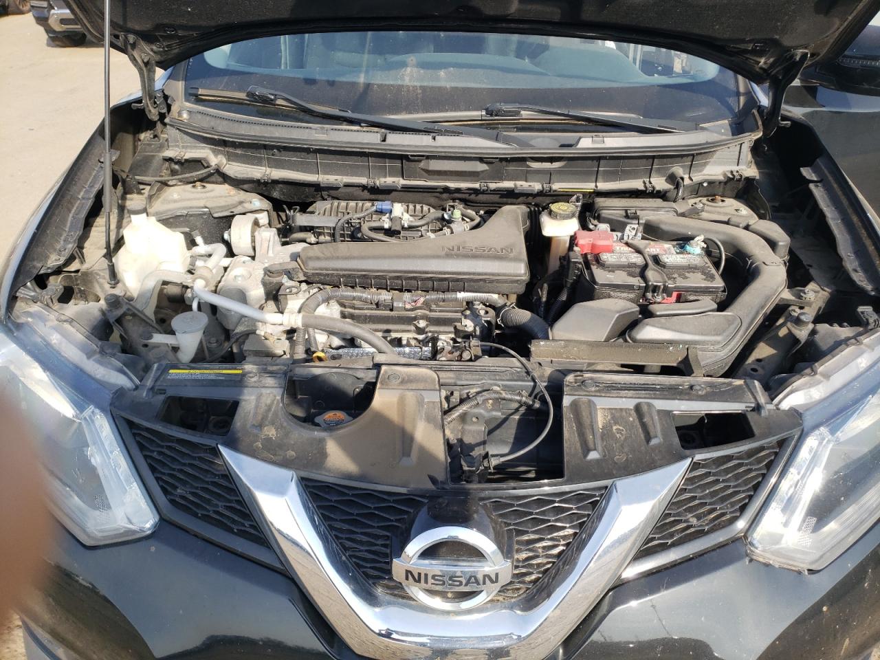 2016 Nissan Rogue - Image 11