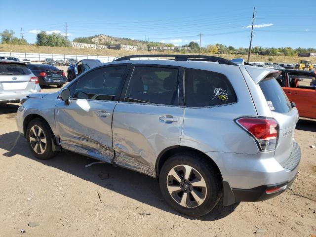  SUBARU FORESTER 2018 Серебристый