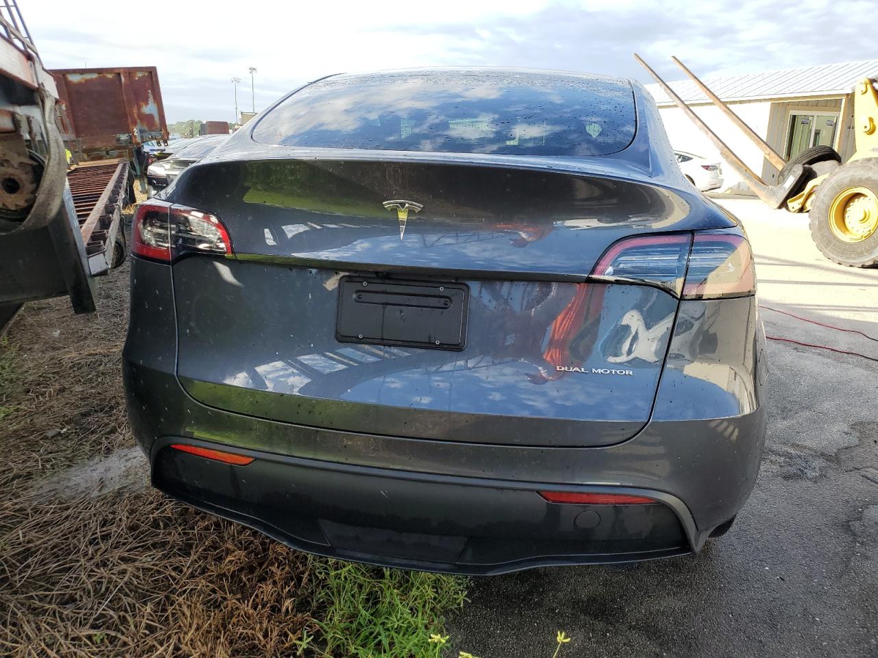 2023 Tesla Model Y VIN: 7SAYGDEE6PA211127 Lot: 73884744