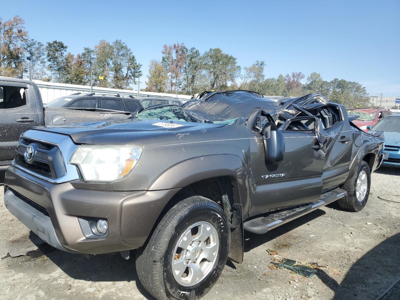 VIN 3TMJU4GN4EM161747 2014 TOYOTA TACOMA no.1