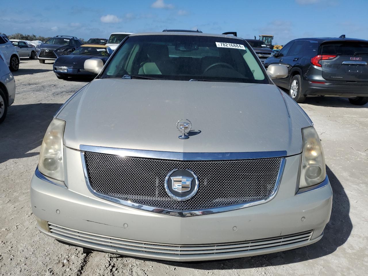 2008 Cadillac Dts VIN: 1G6KD57Y48U168172 Lot: 78216884