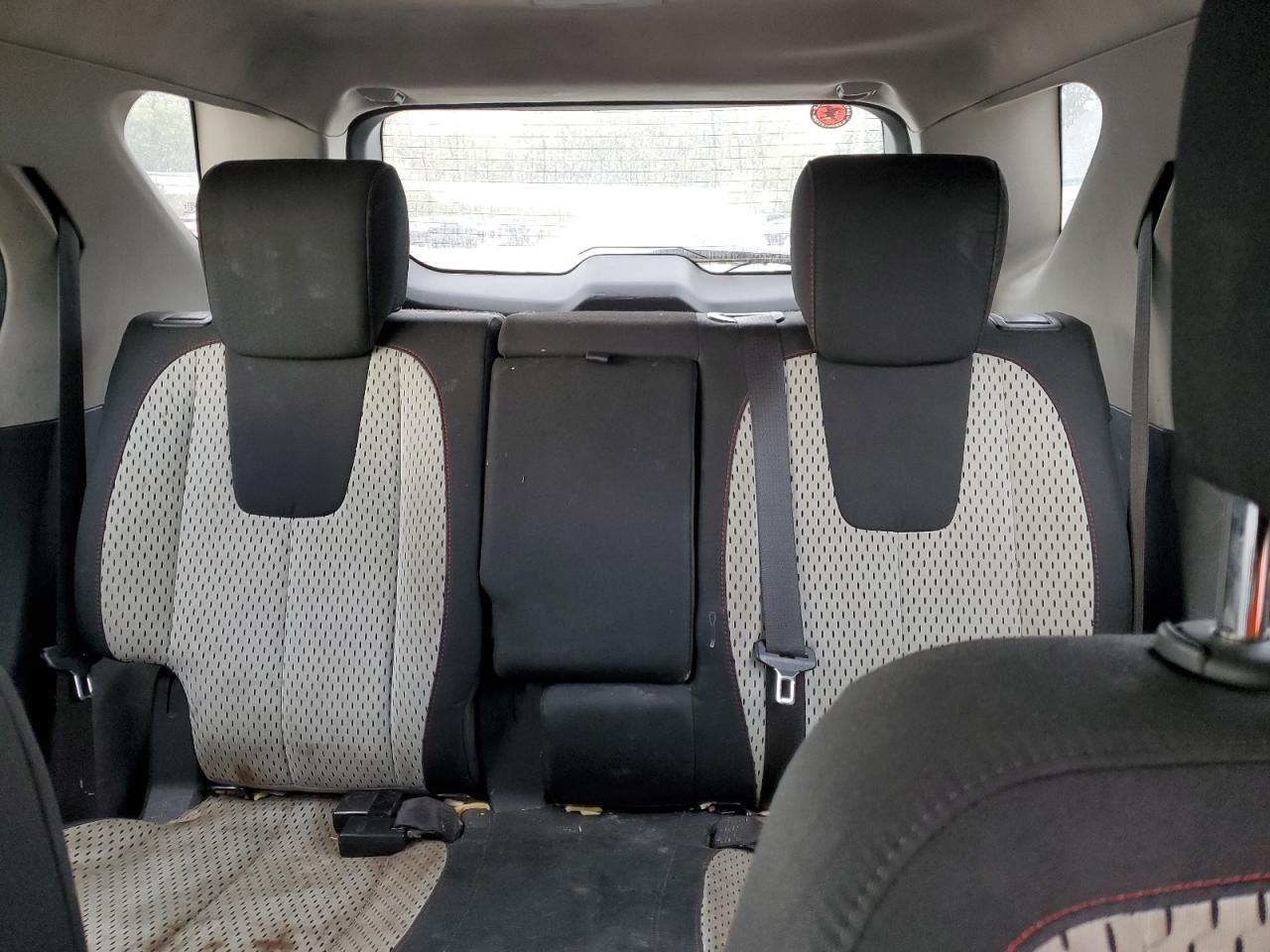 2010 Chevrolet Equinox - Image 10