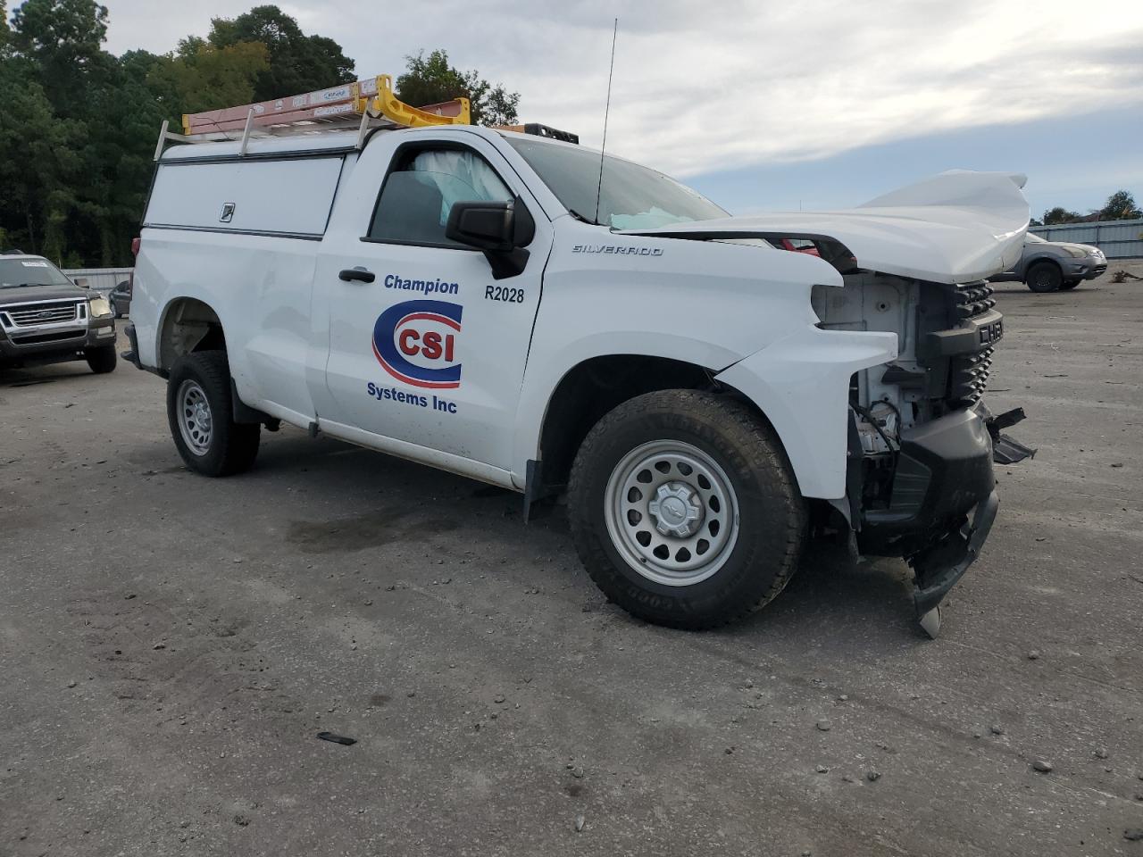 2019 Chevrolet Silverado - Image 4