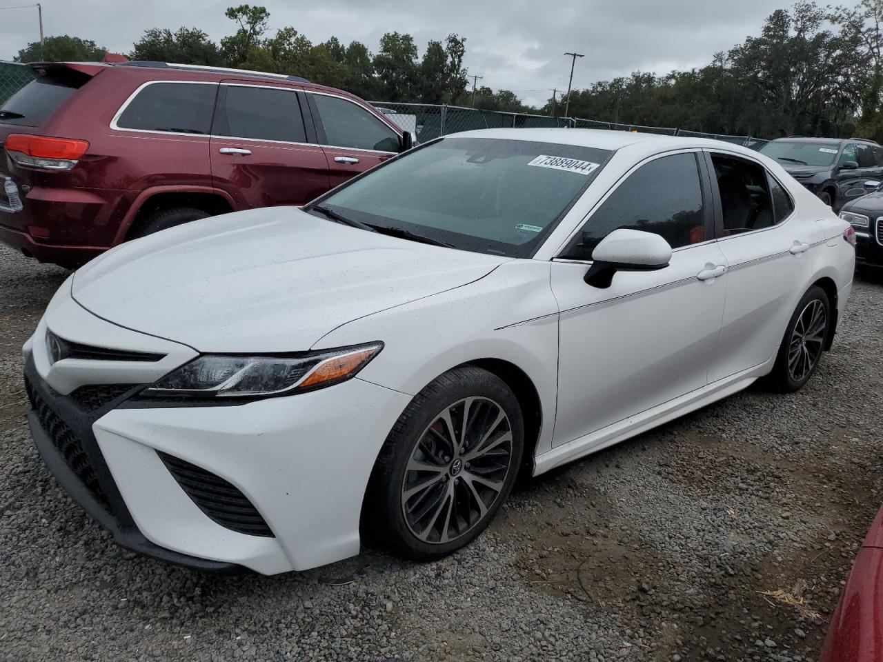 4T1B11HK7JU555311 2018 TOYOTA CAMRY - Image 1