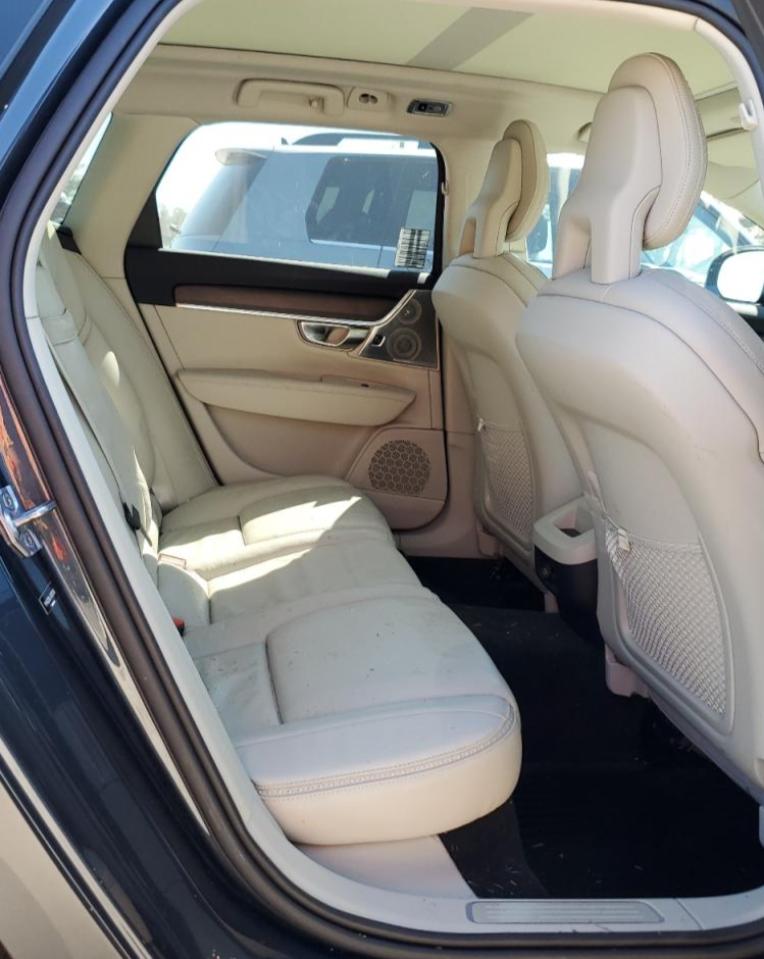 2018 Volvo V90 - Image 11