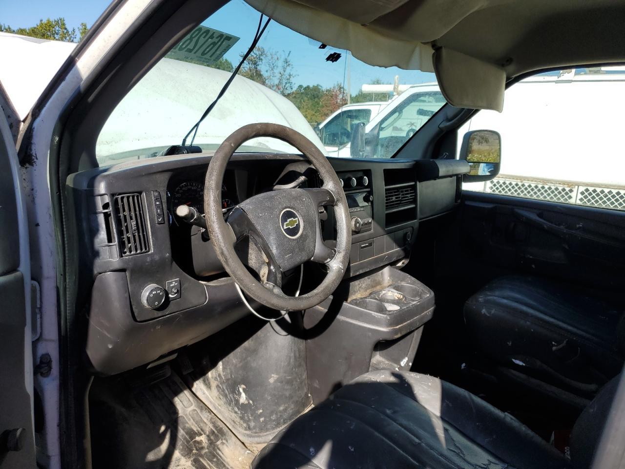 1GCSGAFX9C1135913 2012 Chevrolet Express G1500