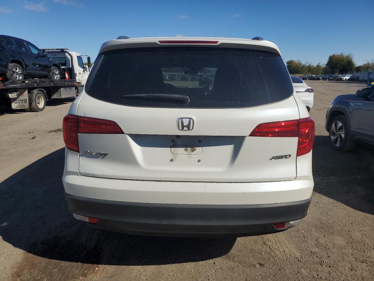 2017 Honda Pilot - Image 6