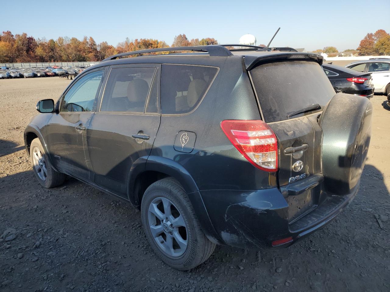 2012 Toyota RAV 4 - Image 2
