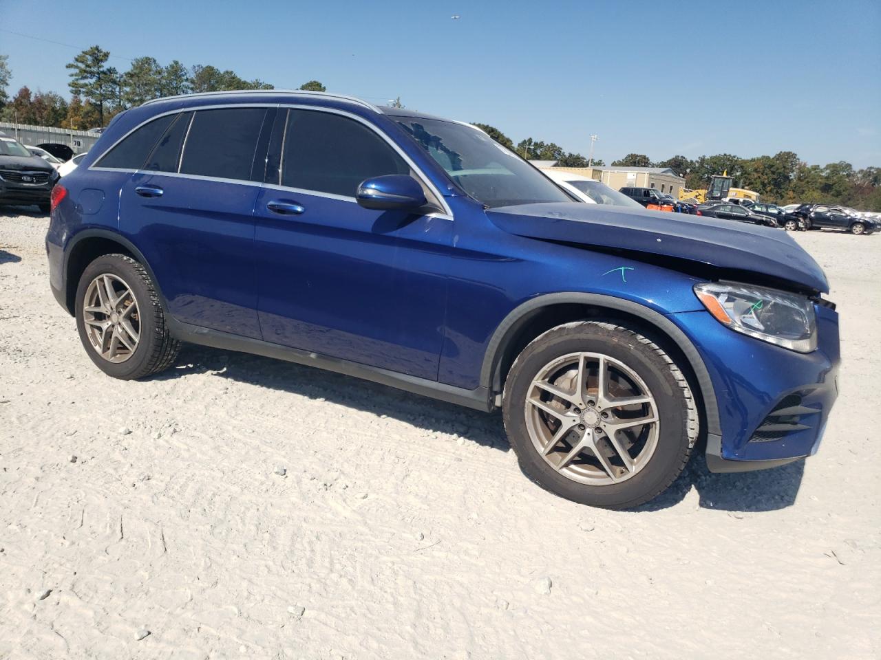 2017 Mercedes-Benz GLC - Image 4