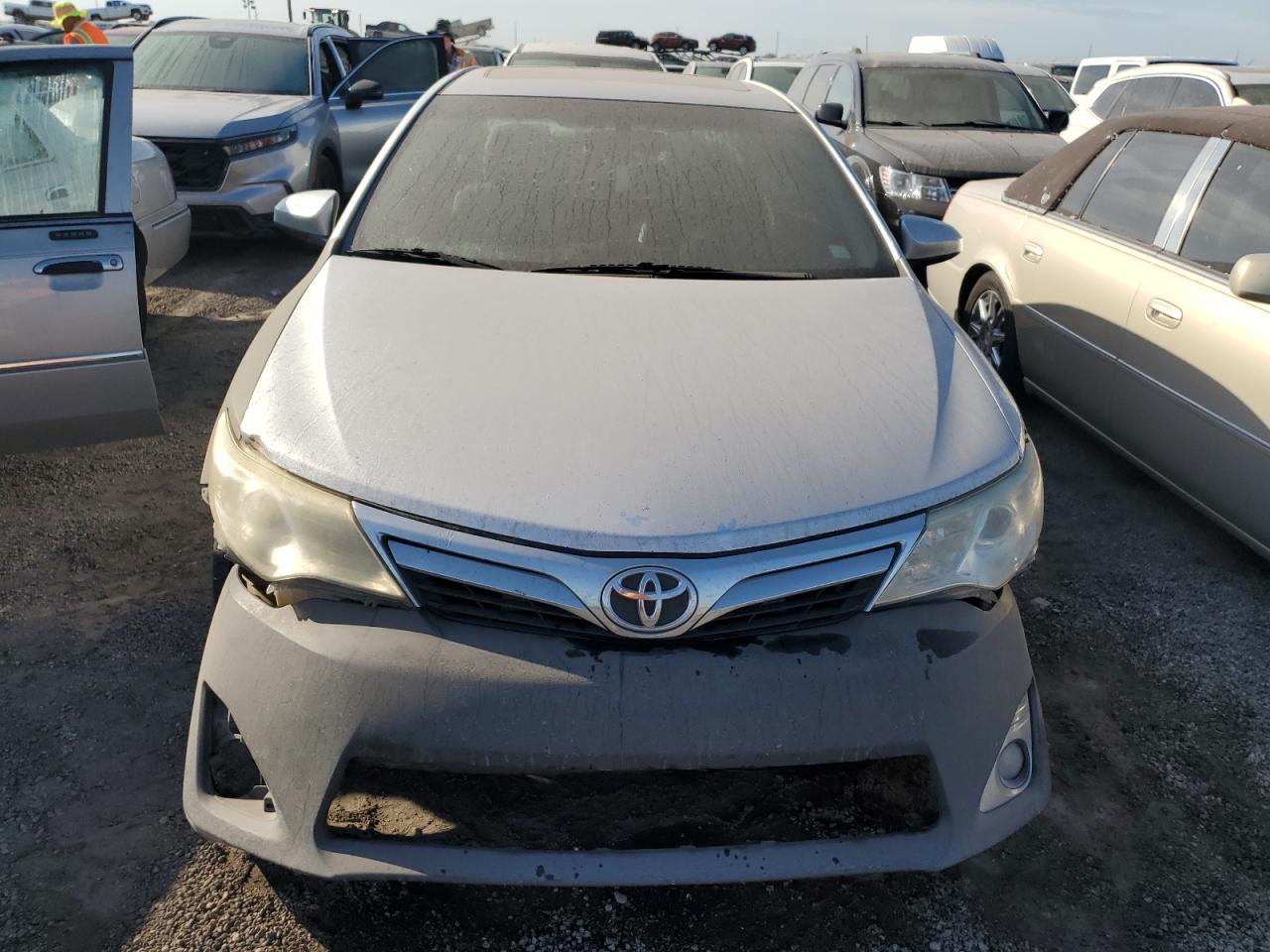 2012 Toyota Camry - Image 5