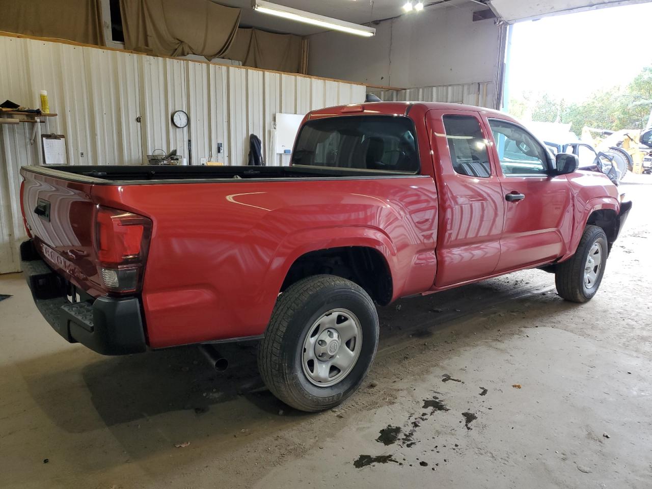 2021 Toyota Tacoma - Image 3