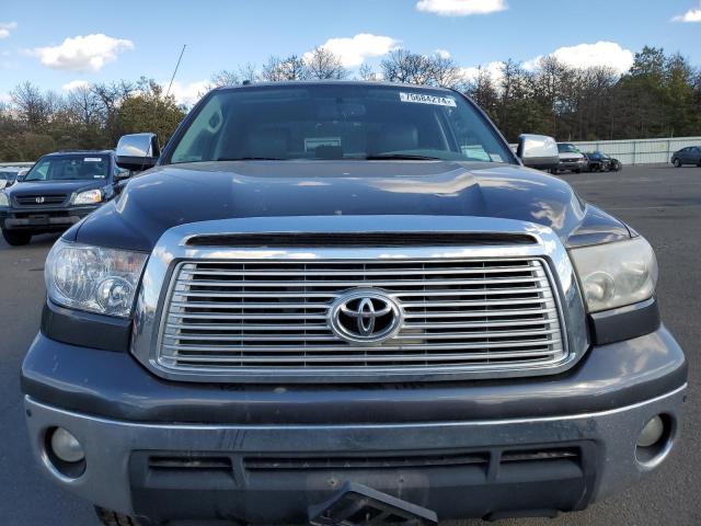 Пікапи TOYOTA TUNDRA 2012 Сірий