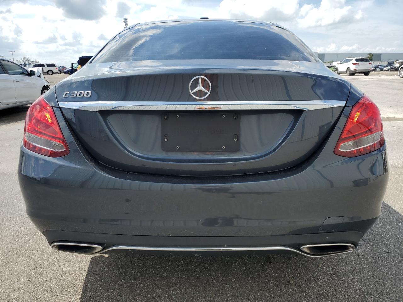 2015 Mercedes-Benz C 300 VIN: 55SWF4JB2FU070933 Lot: 74573054