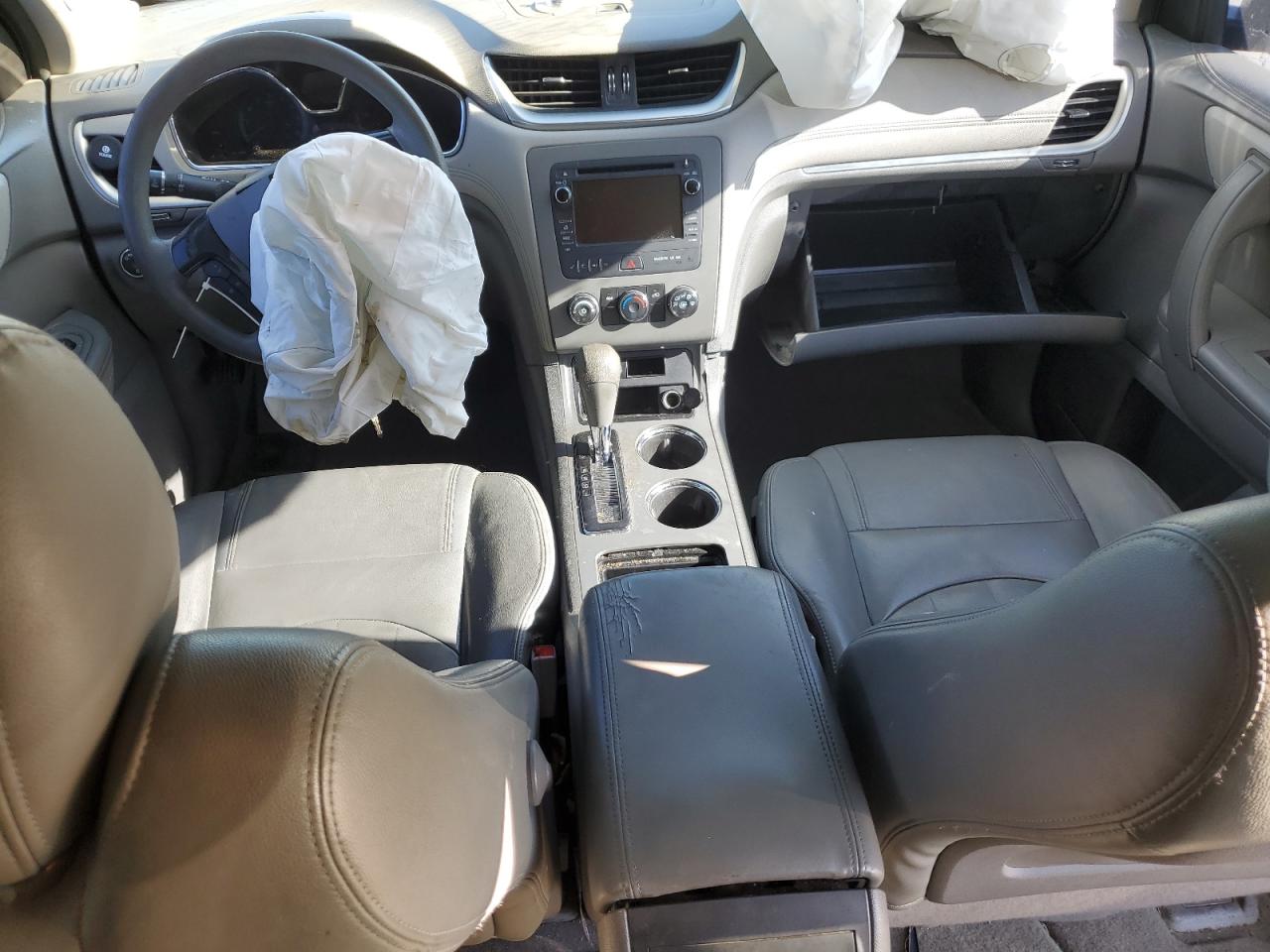 2013 Chevrolet Traverse - Image 8