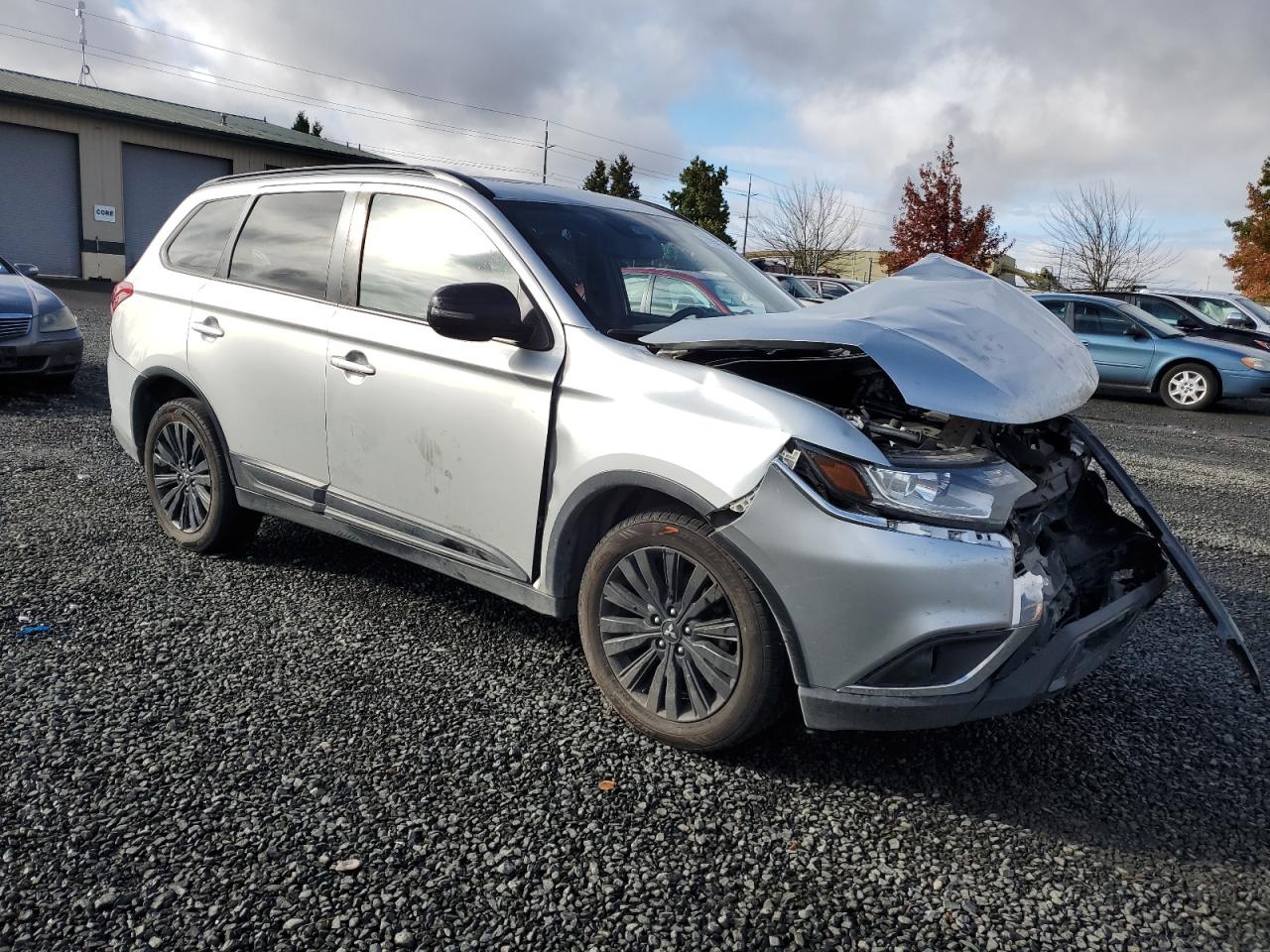 2020 Mitsubishi Outlander - Image 4
