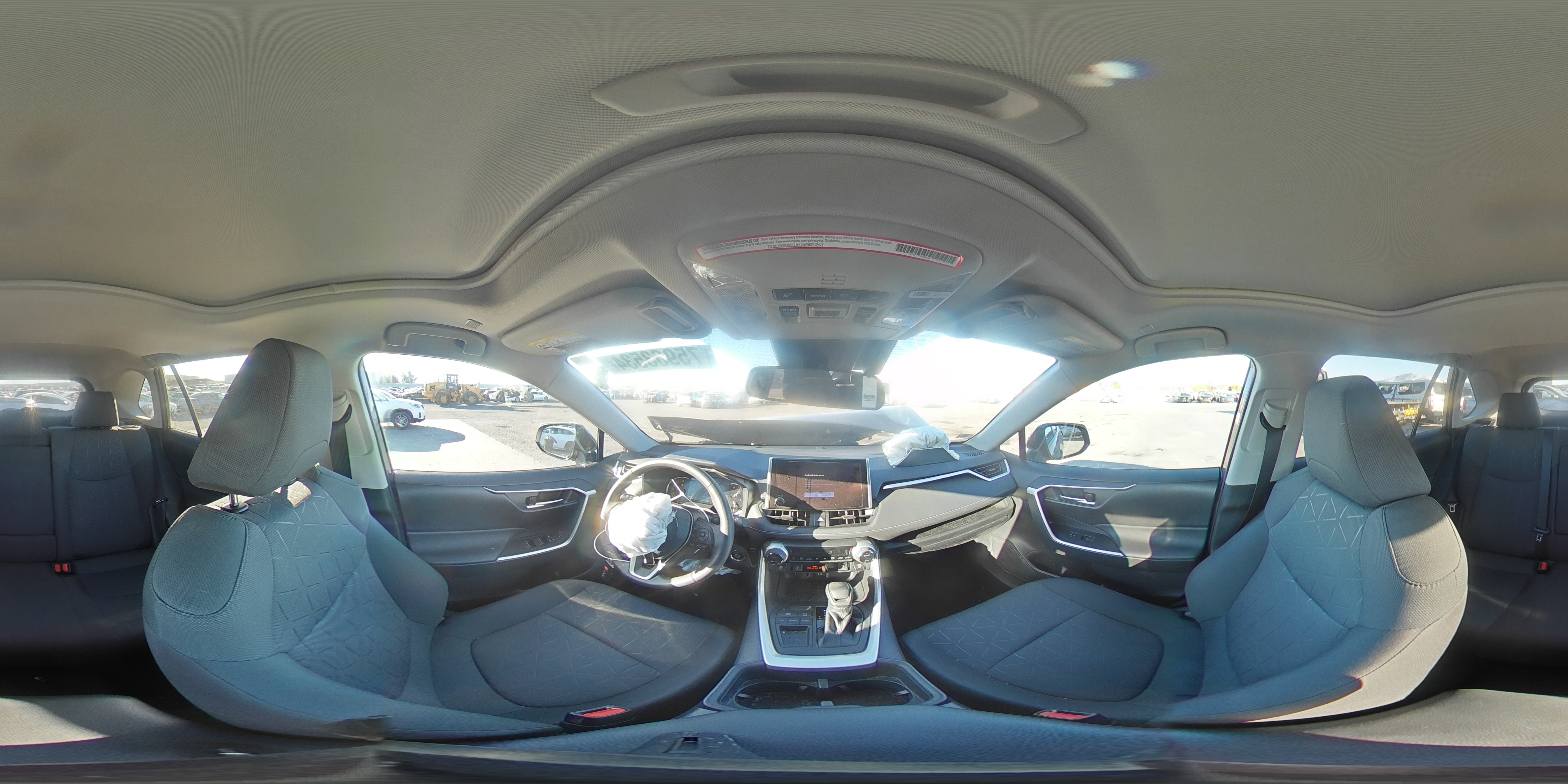 2023 Toyota RAV 4 - Image 13