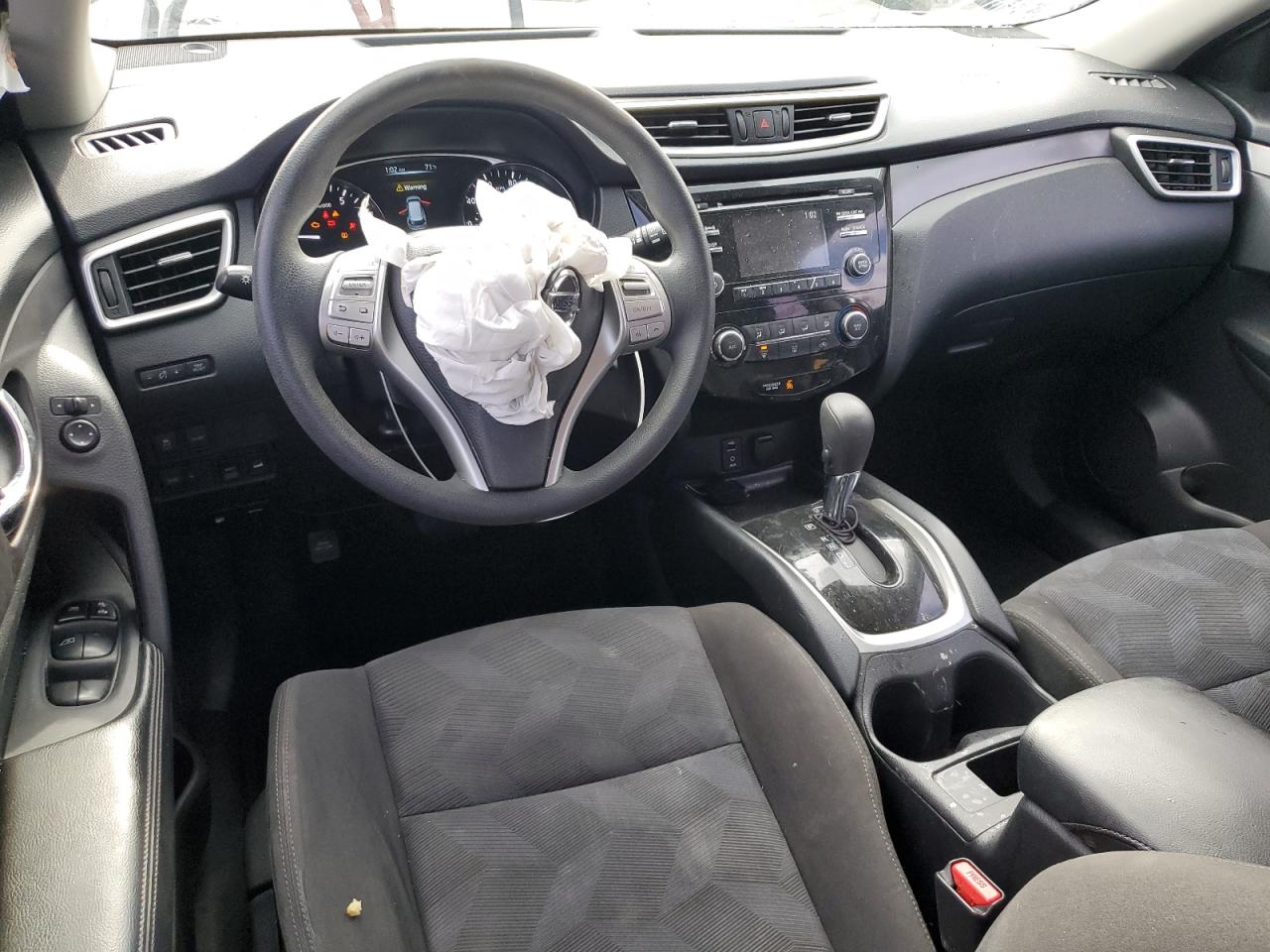 2016 Nissan Rogue - Image 8
