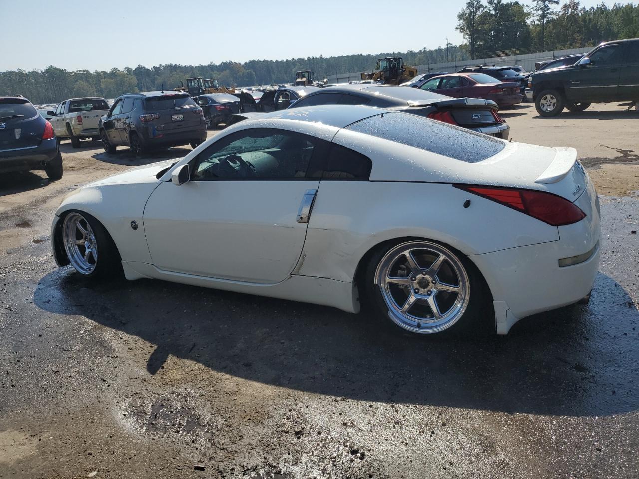 2003 Nissan 350Z - Image 2