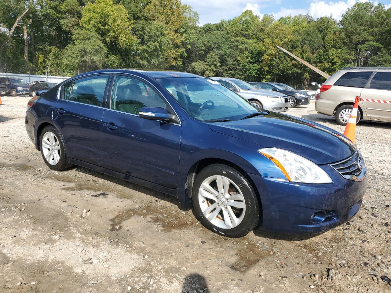 2012 Nissan Altima - Image 4