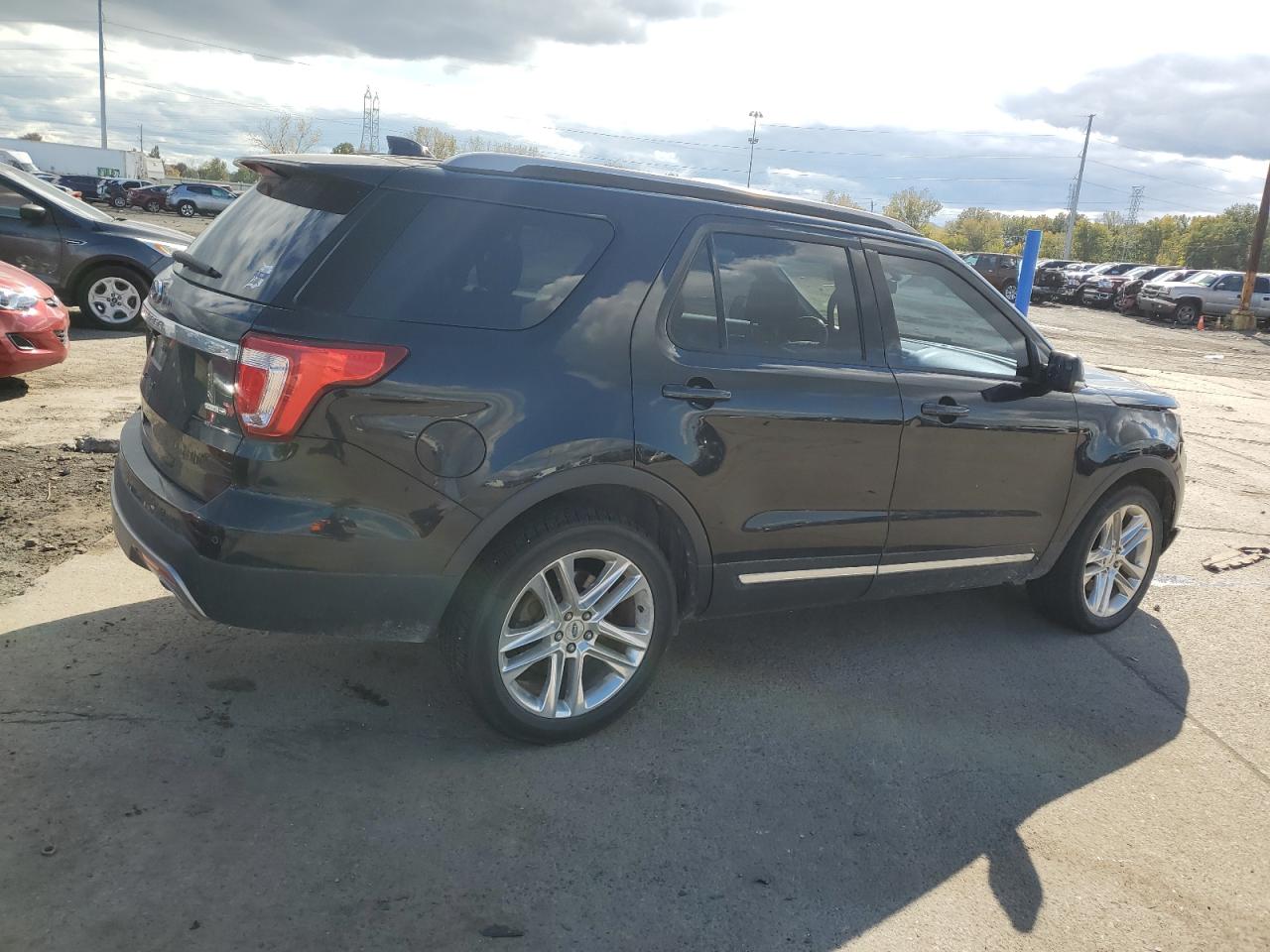 2016 Ford Explorer Xlt VIN: 1FM5K8D81GGD00982 Lot: 75859504