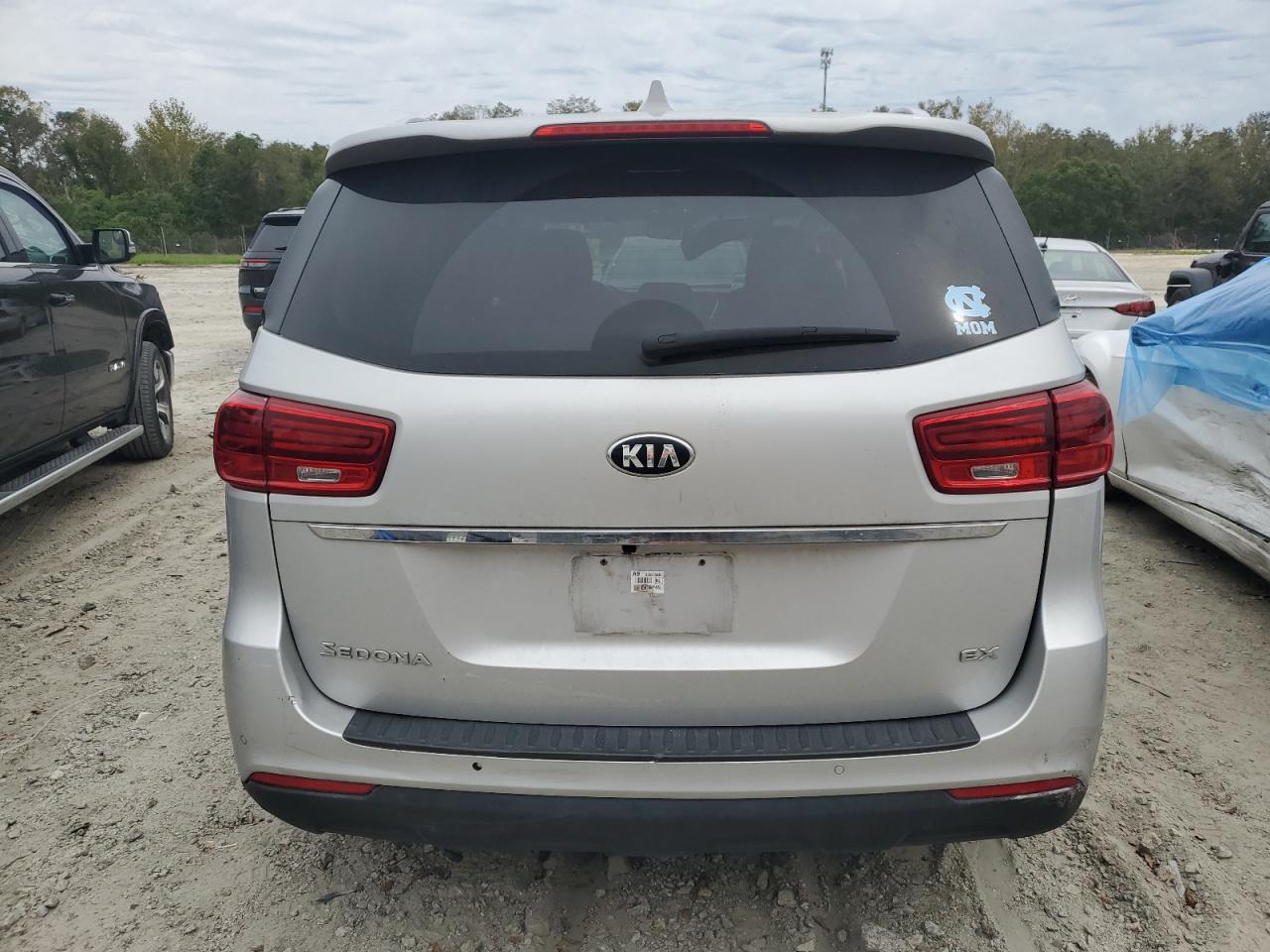 2021 Kia Sedona Lx VIN: KNDMB5C1XM6668890 Lot: 73888614