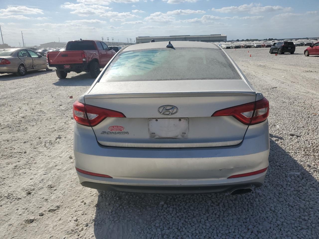 2017 Hyundai Sonata Se VIN: 5NPE24AF1HH560960 Lot: 76634144