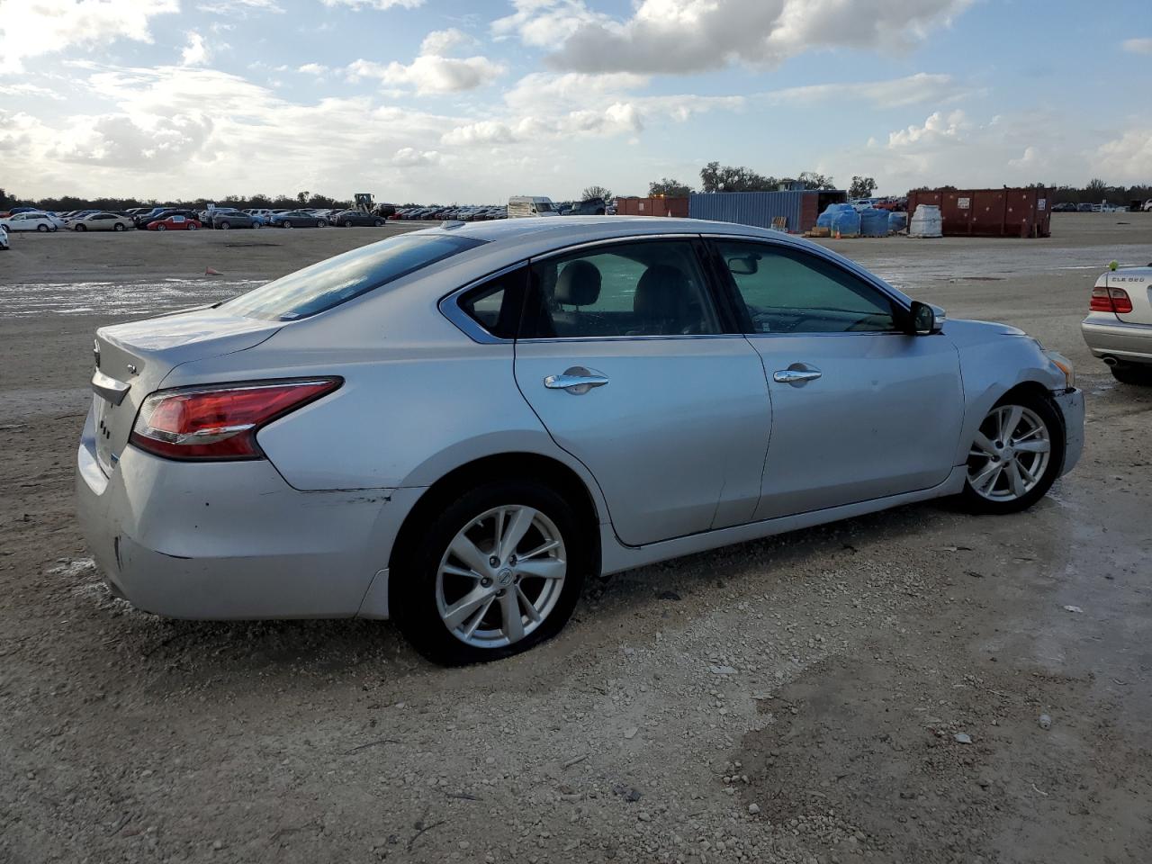 2014 Nissan Altima - Image 3