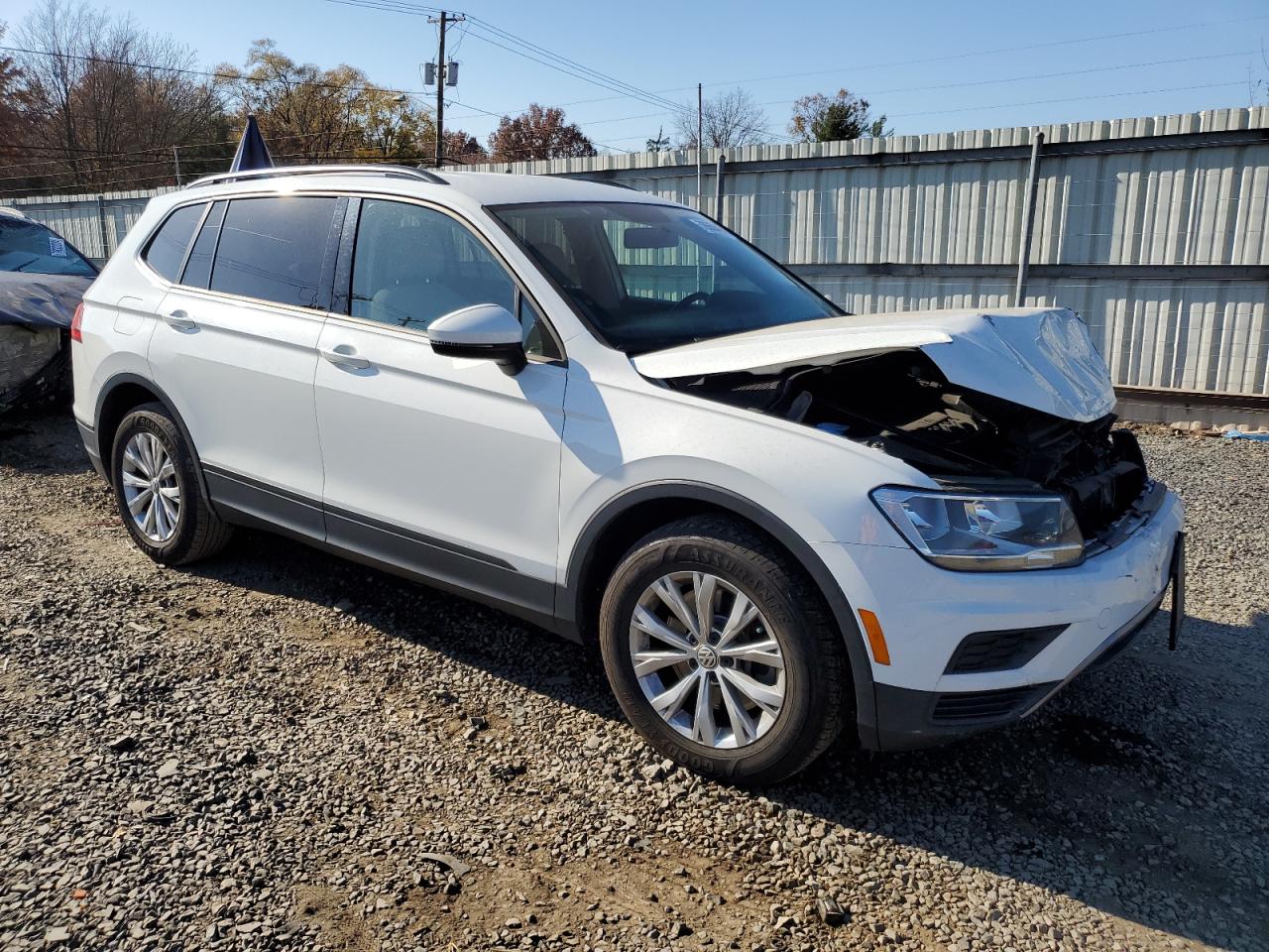 2018 Volkswagen Tiguan - Image 4