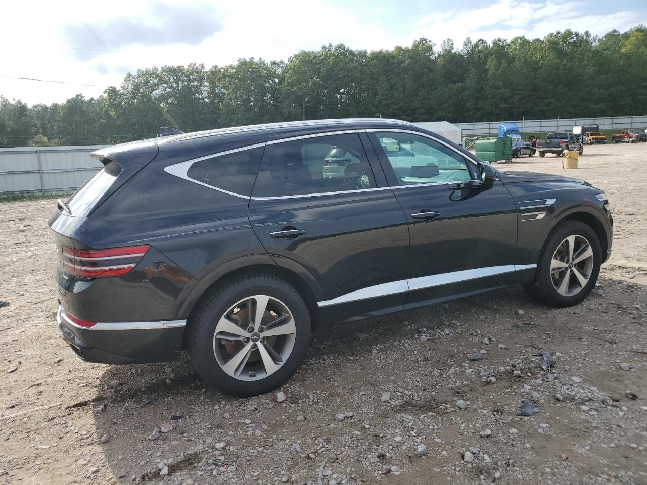 2021 Genesis GV80 - Image 3