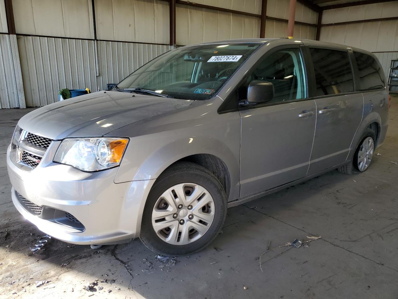 2018 Dodge Caravan - Image 1