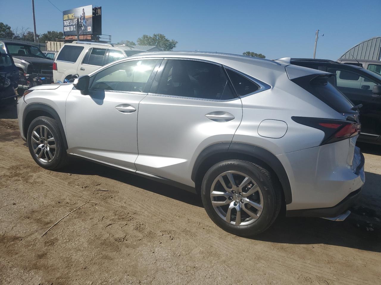 JTJBARBZ1G2062721 2016 LEXUS NX - Image 2