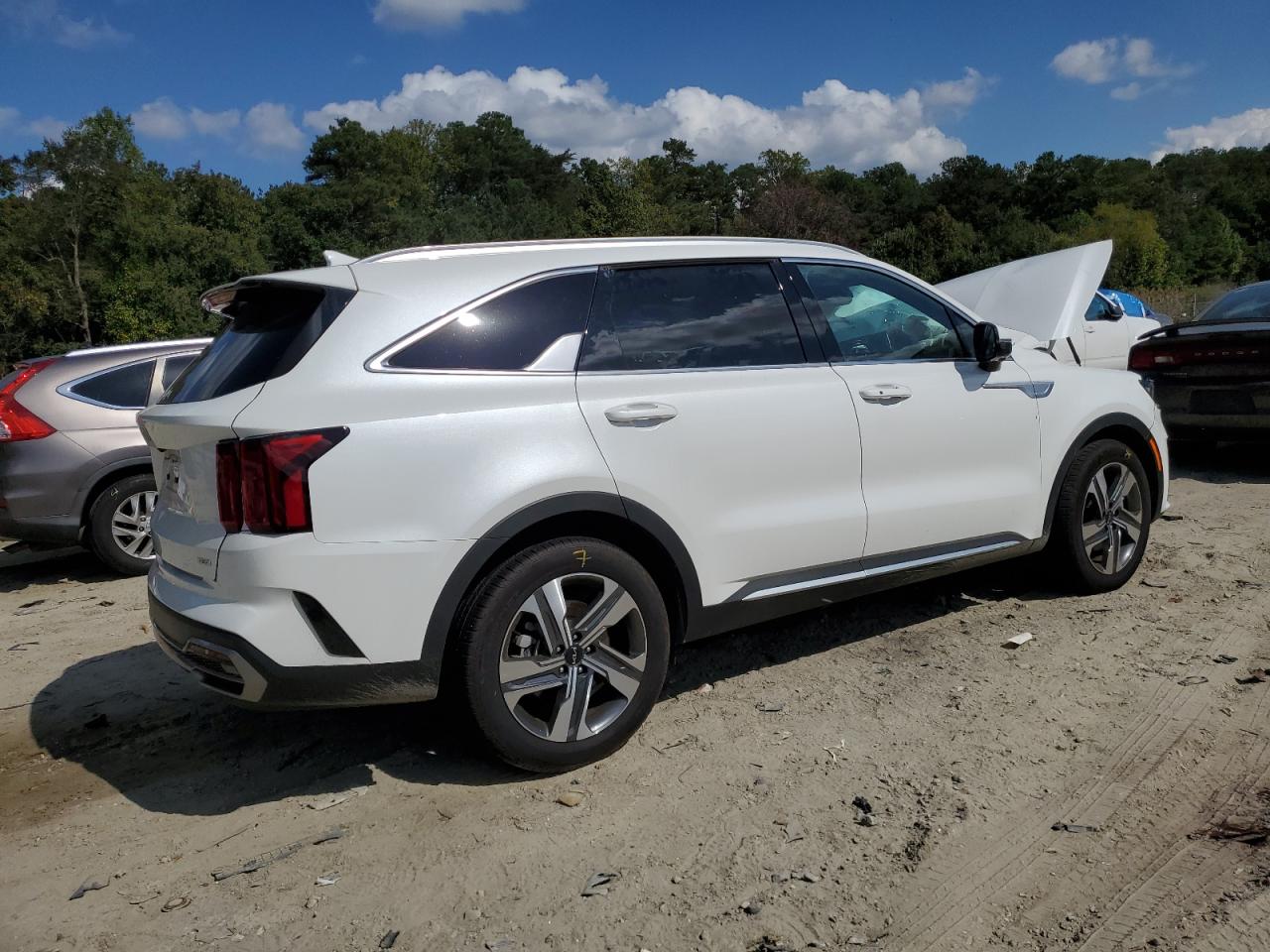 2023 Kia Sorento - Image 3