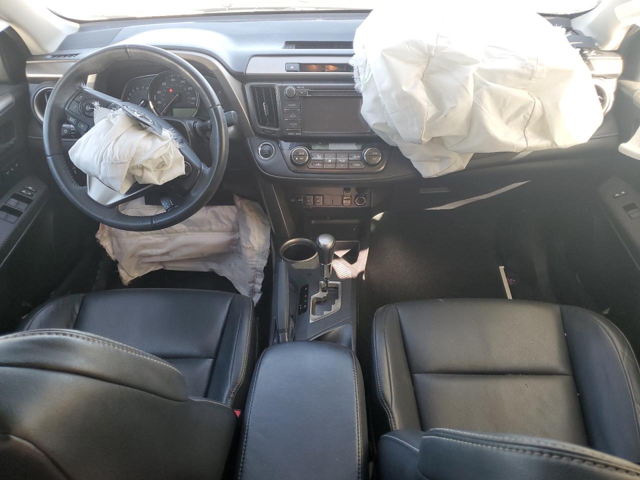 2013 Toyota RAV 4 - Image 8
