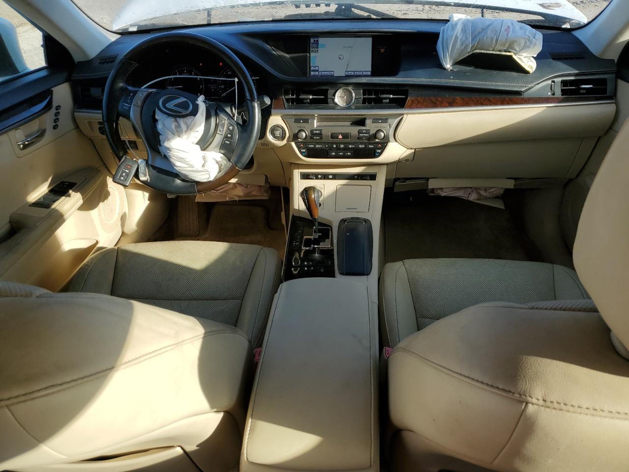 2014 Lexus ES - Image 8