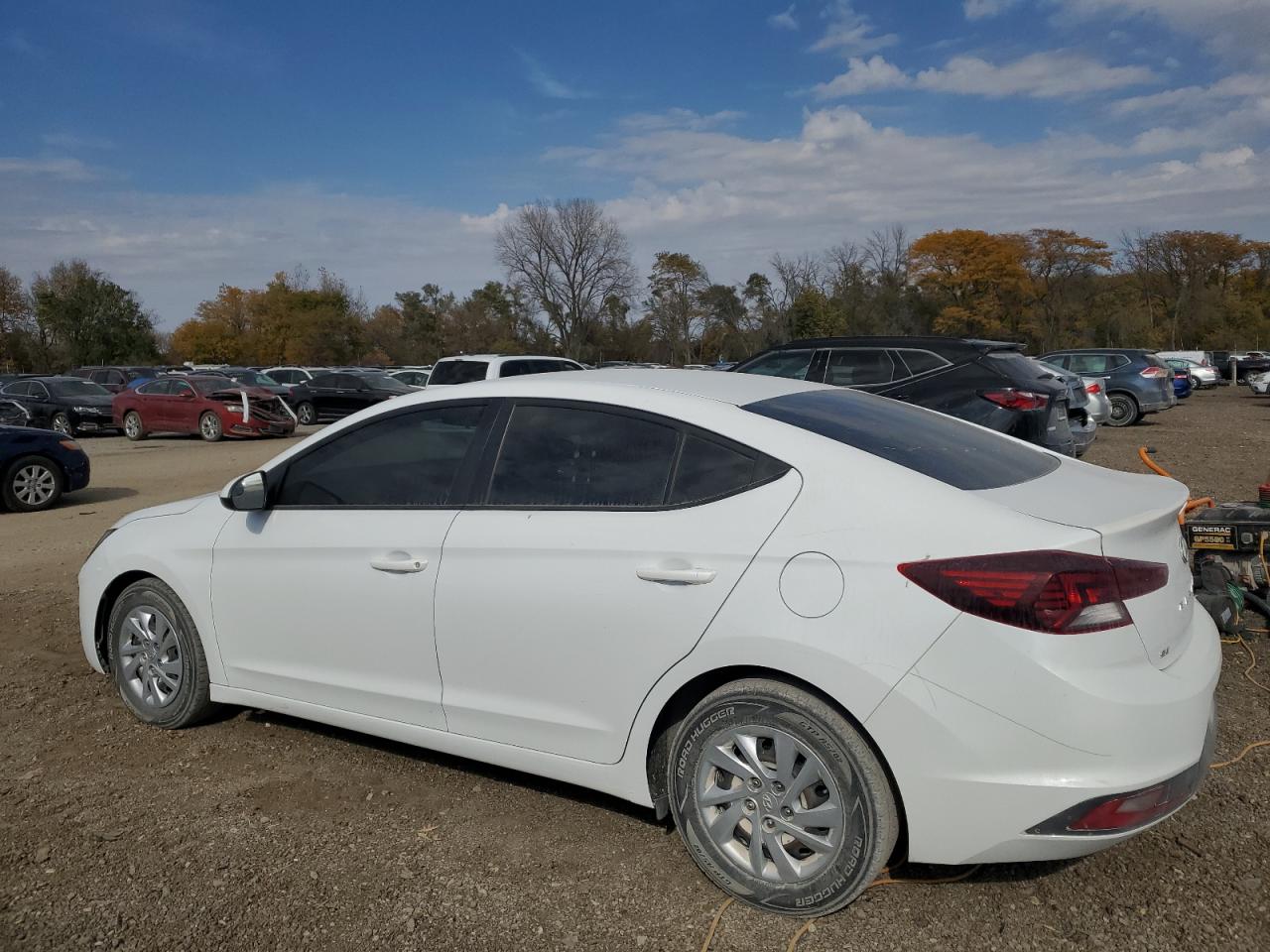 2019 Hyundai Elantra - Image 2