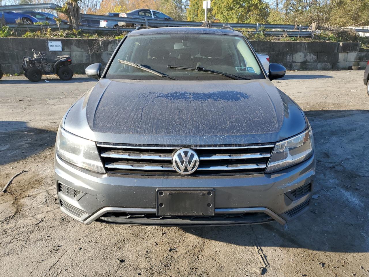 2018 Volkswagen Tiguan - Image 5
