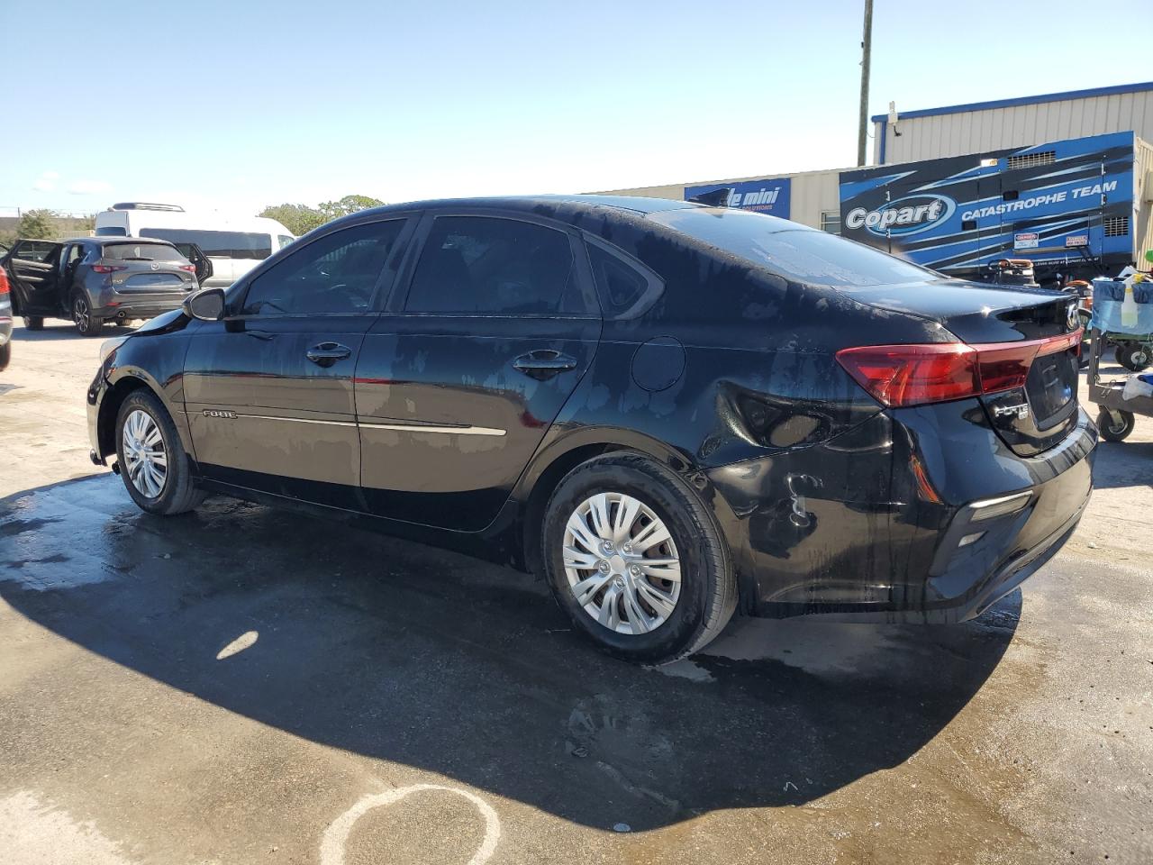2019 Kia Forte - Image 2