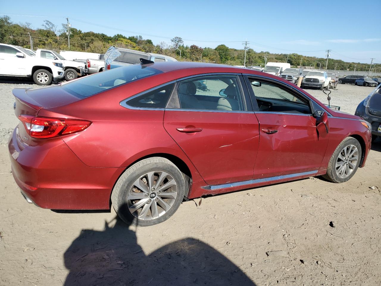 2016 Hyundai Sonata - Image 3