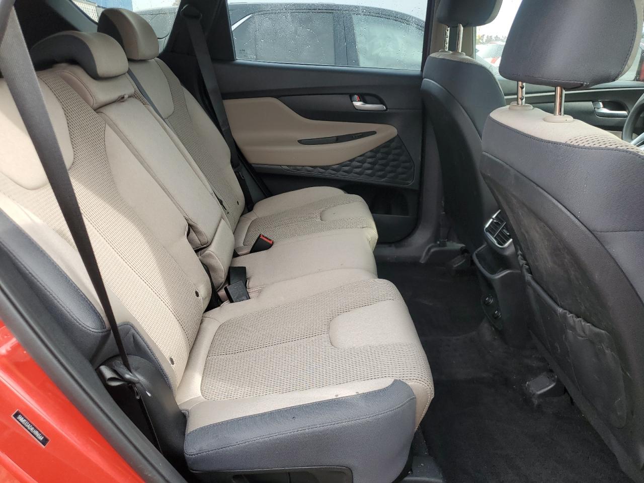 2020 Hyundai Santa Fe - Image 11
