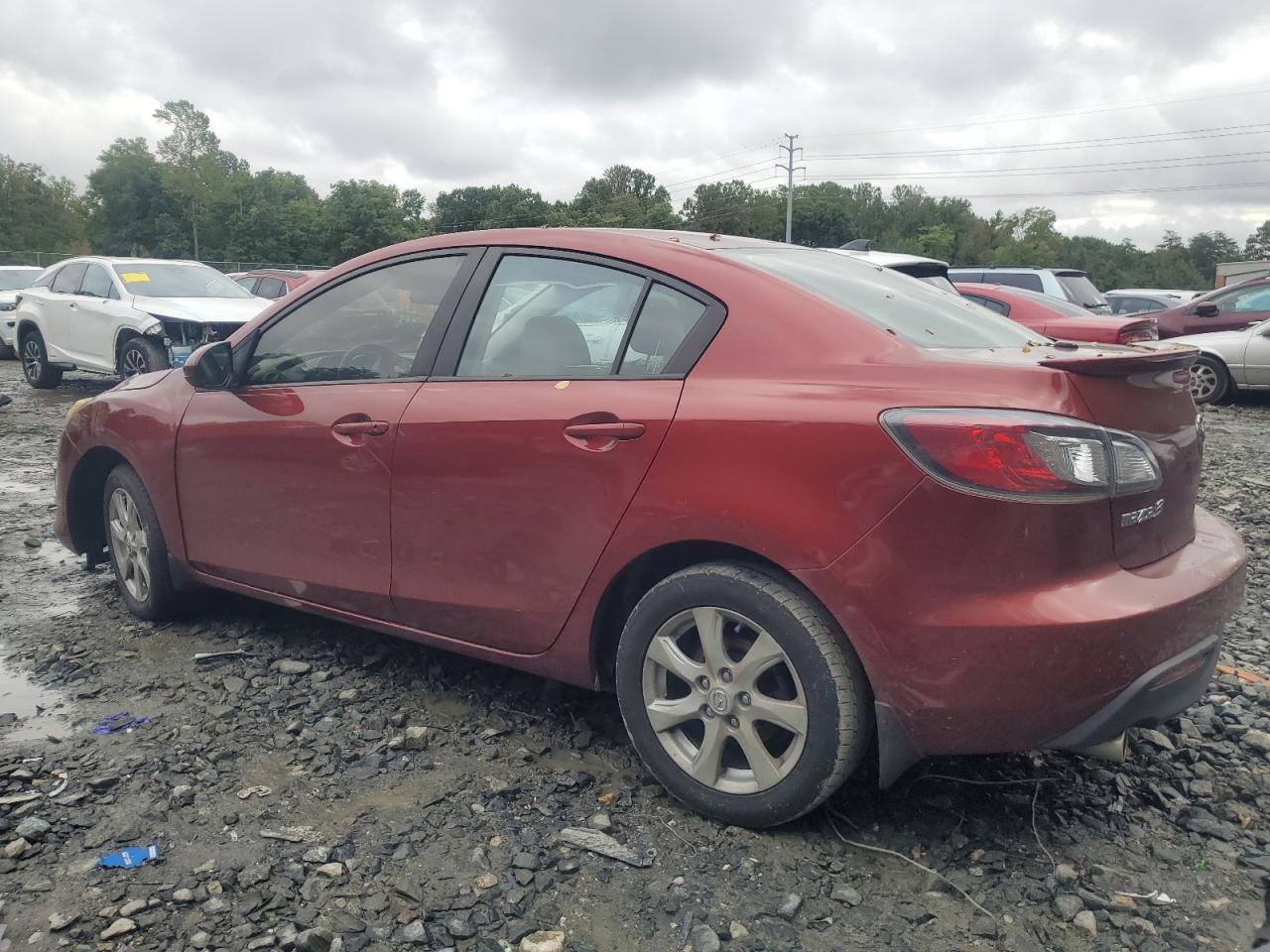 2010 Mazda 3 - Image 2