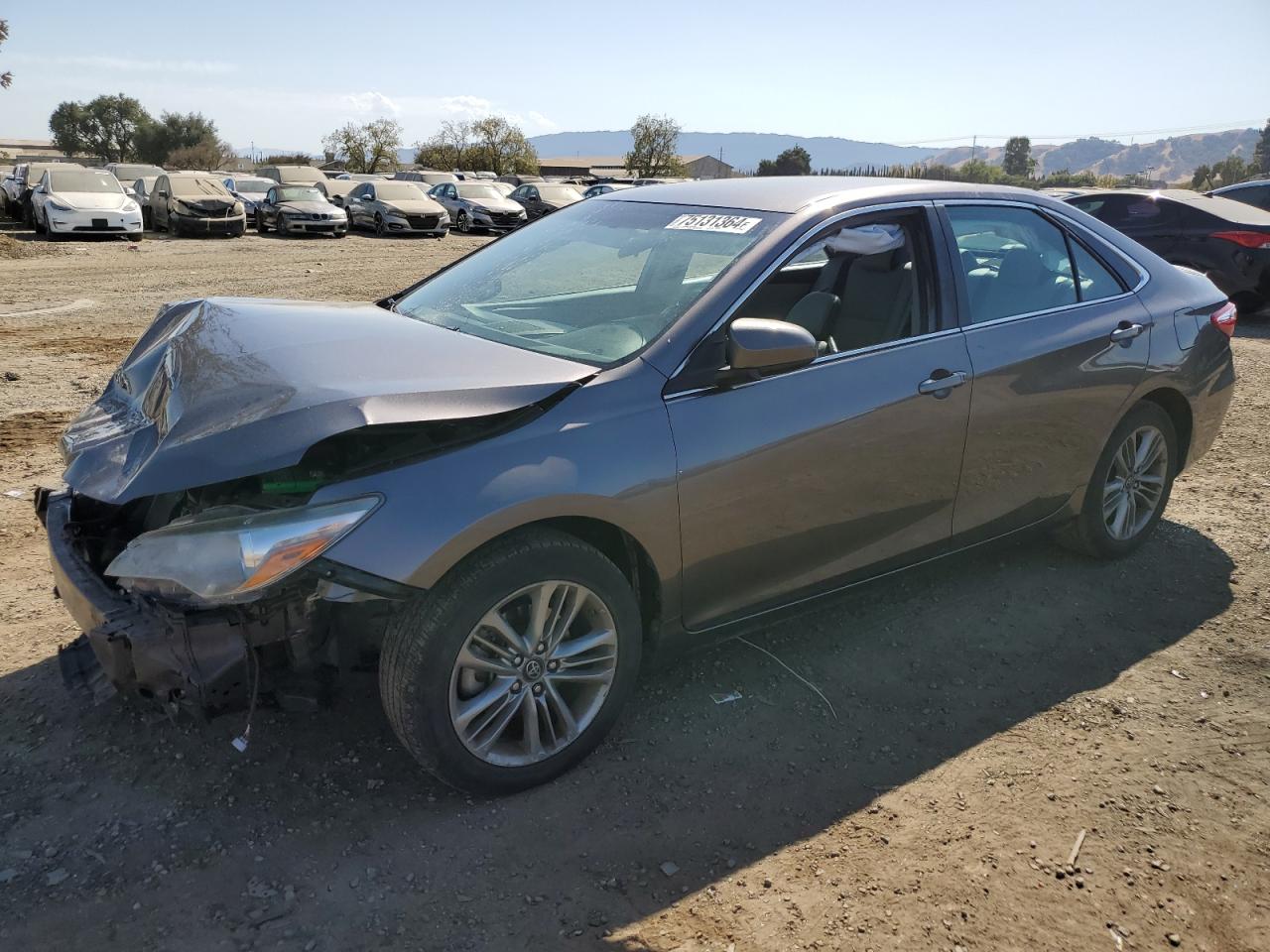 4T1BF1FK9HU721116 2017 TOYOTA CAMRY - Image 1