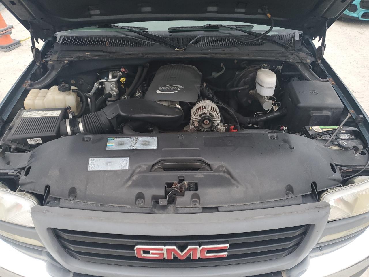 2006 GMC Sierra - Image 11