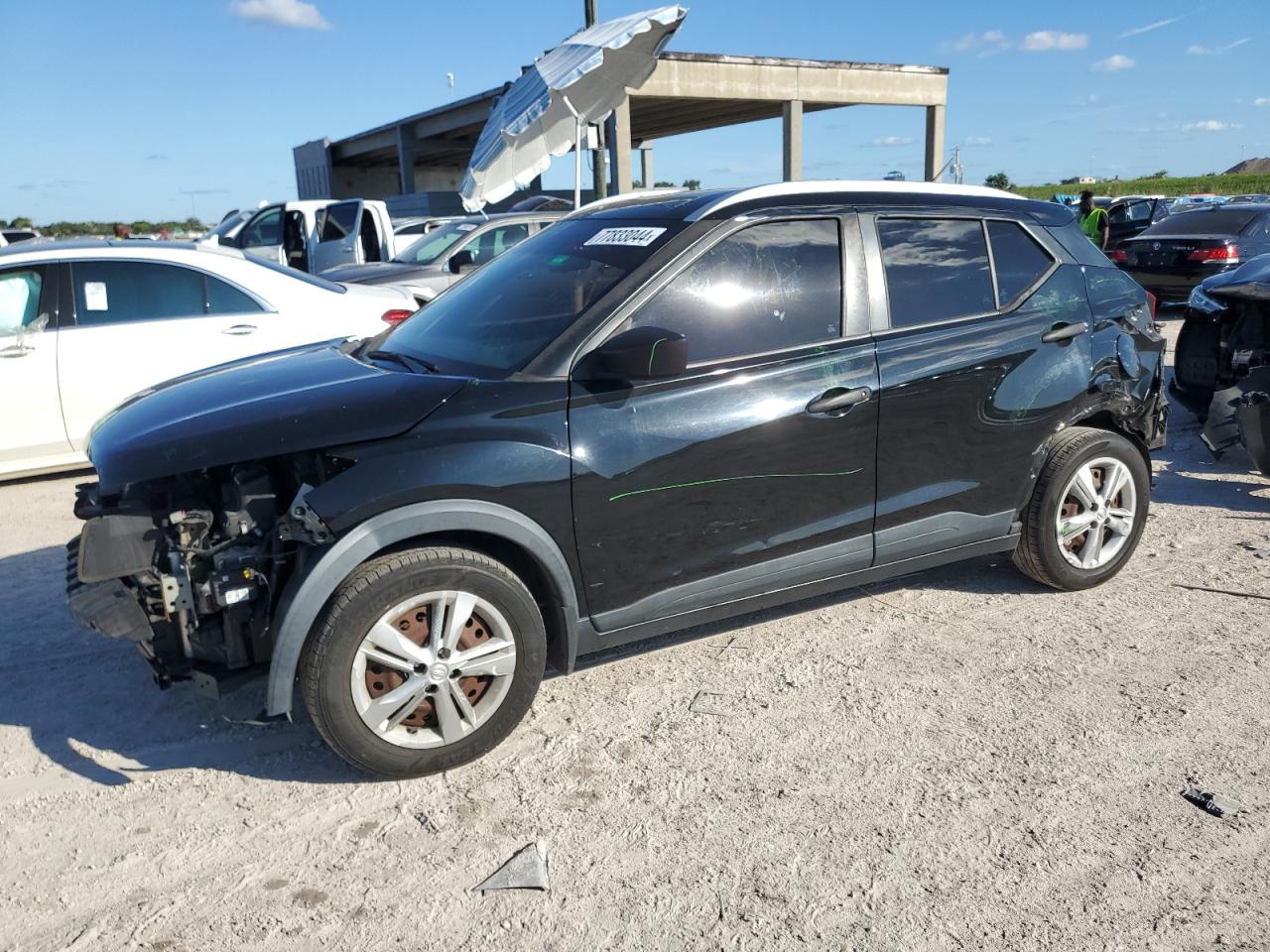 2019 Nissan Kicks - Image 1