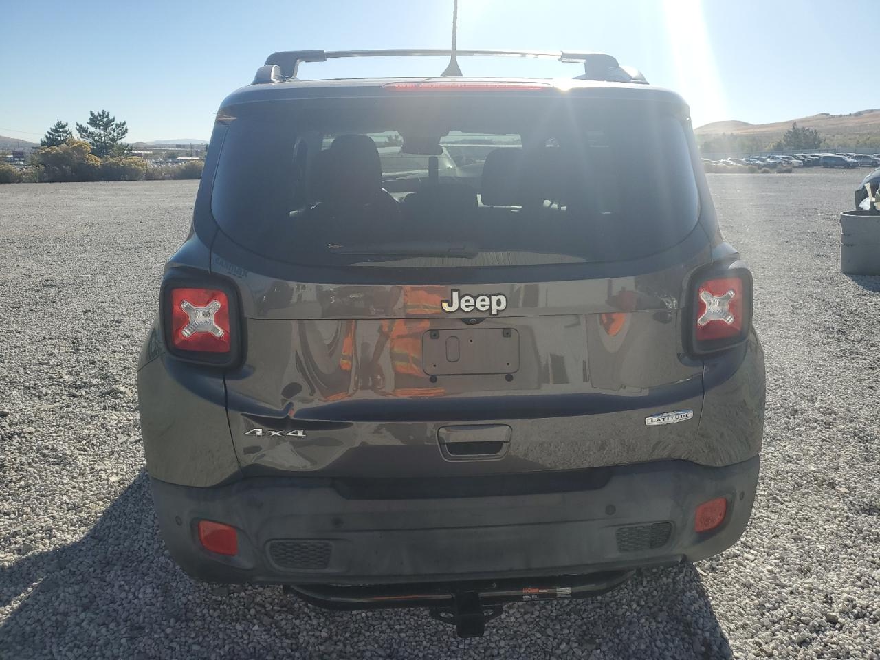 2018 Jeep Renegade Latitude VIN: ZACCJBBB1JPG75811 Lot: 75932814