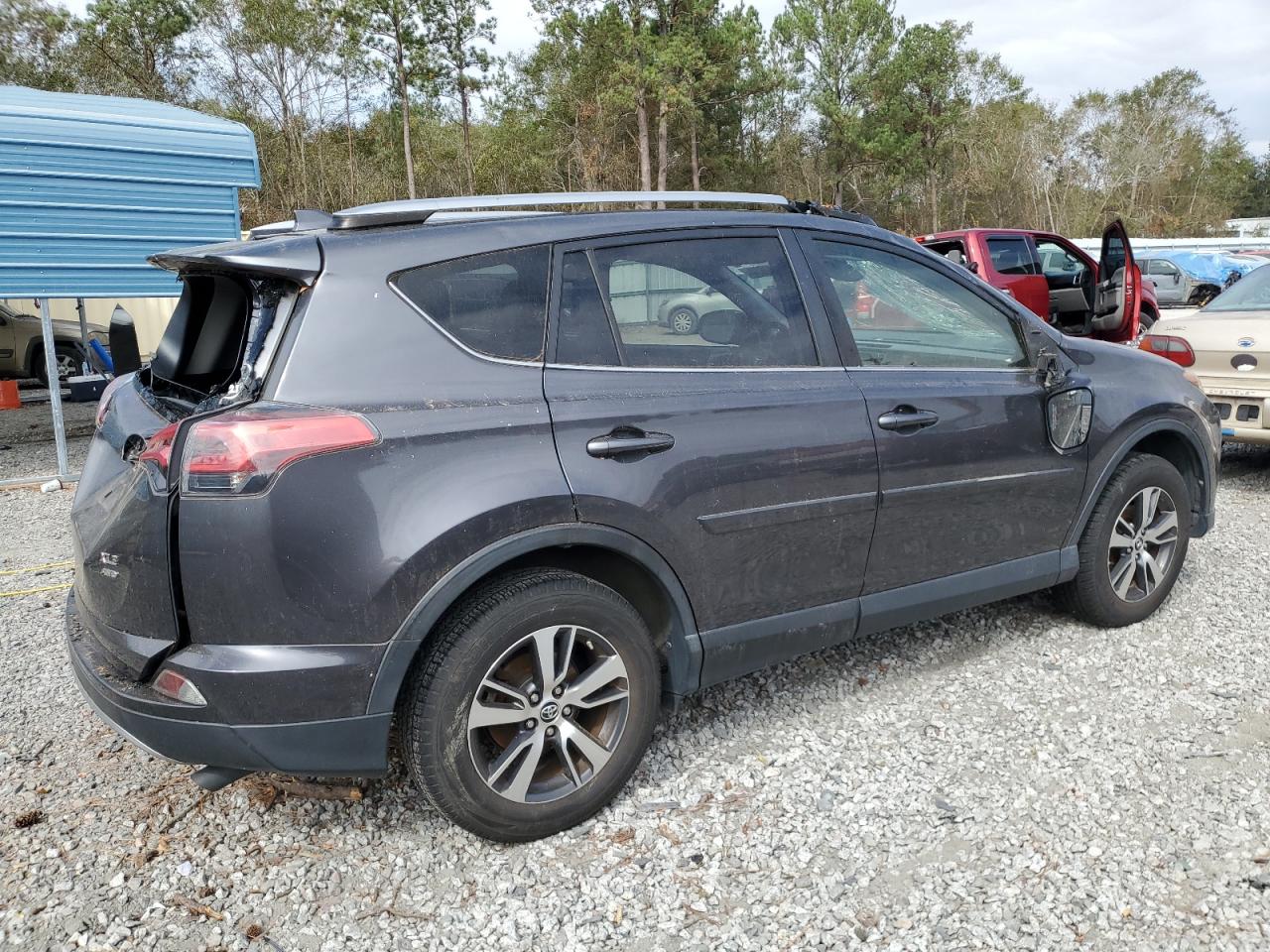2018 Toyota RAV 4 - Image 3
